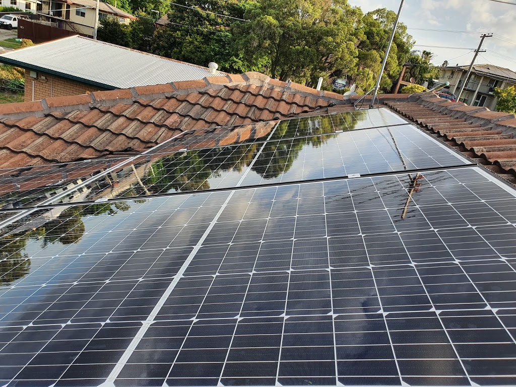 Ozzie Solar Clean | 4 Darlington Ct, Flinders View QLD 4305, Australia | Phone: (07) 3288 8012