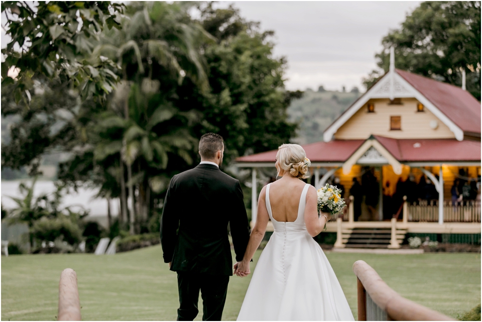 Secret Weddings on the Lake | 207 Narrows Rd, Montville QLD 4560, Australia | Phone: (07) 5478 5888