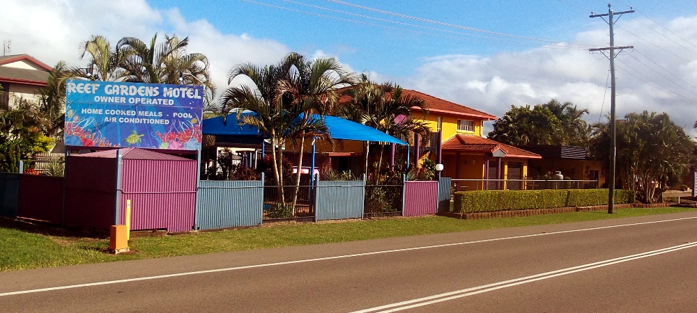 Reef Gardens Motel Proserpine | 206-208 Bruce Hwy, Proserpine QLD 4800, Australia | Phone: (07) 4945 1288