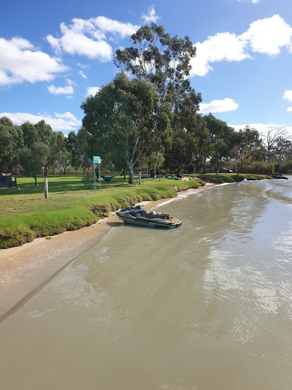 Long Island Reserve | 1184 Long Island Rd, Murray Bridge SA 5253, Australia | Phone: (08) 8539 1130