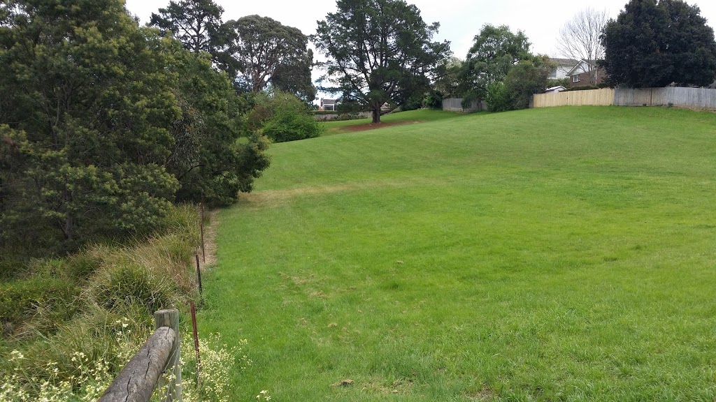 Boronia Grove Off-Lead Dog Park | park | 105 Leeds St, Doncaster East VIC 3109, Australia