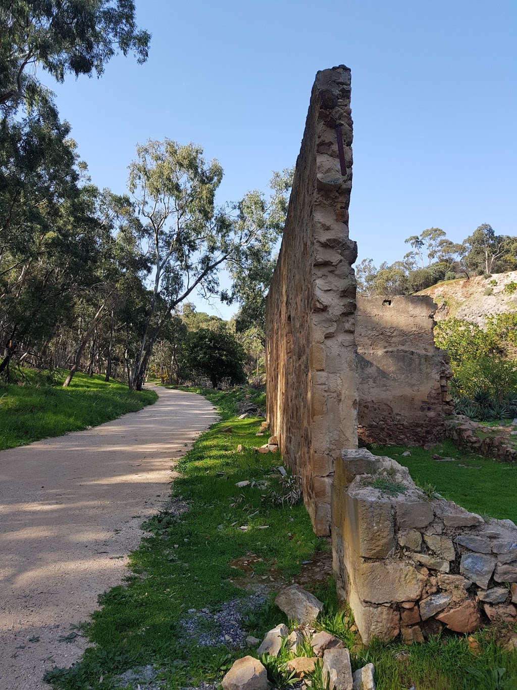Anstey Hill Recreation Park Gate 6 | Newmans Nursery Ruins Walk, Vista SA 5091, Australia