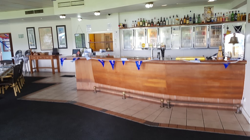 cairns cruising yacht squadron restaurant & bar