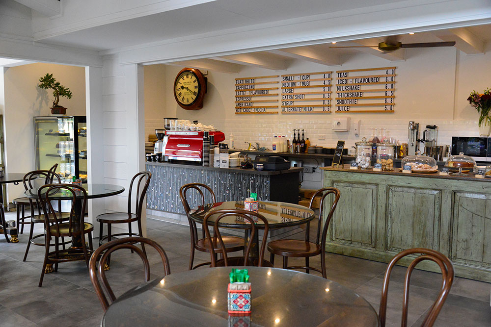 Tiny Tree Café | cafe | 420 Cavendish Rd, Coorparoo QLD 4151, Australia