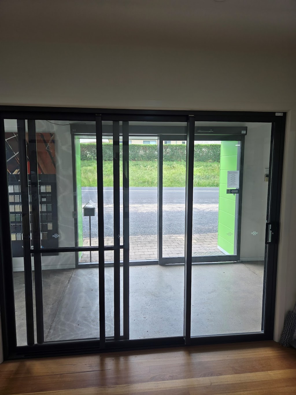 Staffords Windows | 1623 Tarraganda Ln, Bega NSW 2550, Australia | Phone: (02) 6492 1133