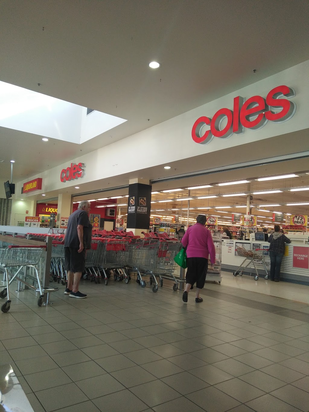 Coles Pakenham | supermarket | Place Shopping Centre, 67 - 69 Main St, Pakenham VIC 3810, Australia | 0359413041 OR +61 3 5941 3041