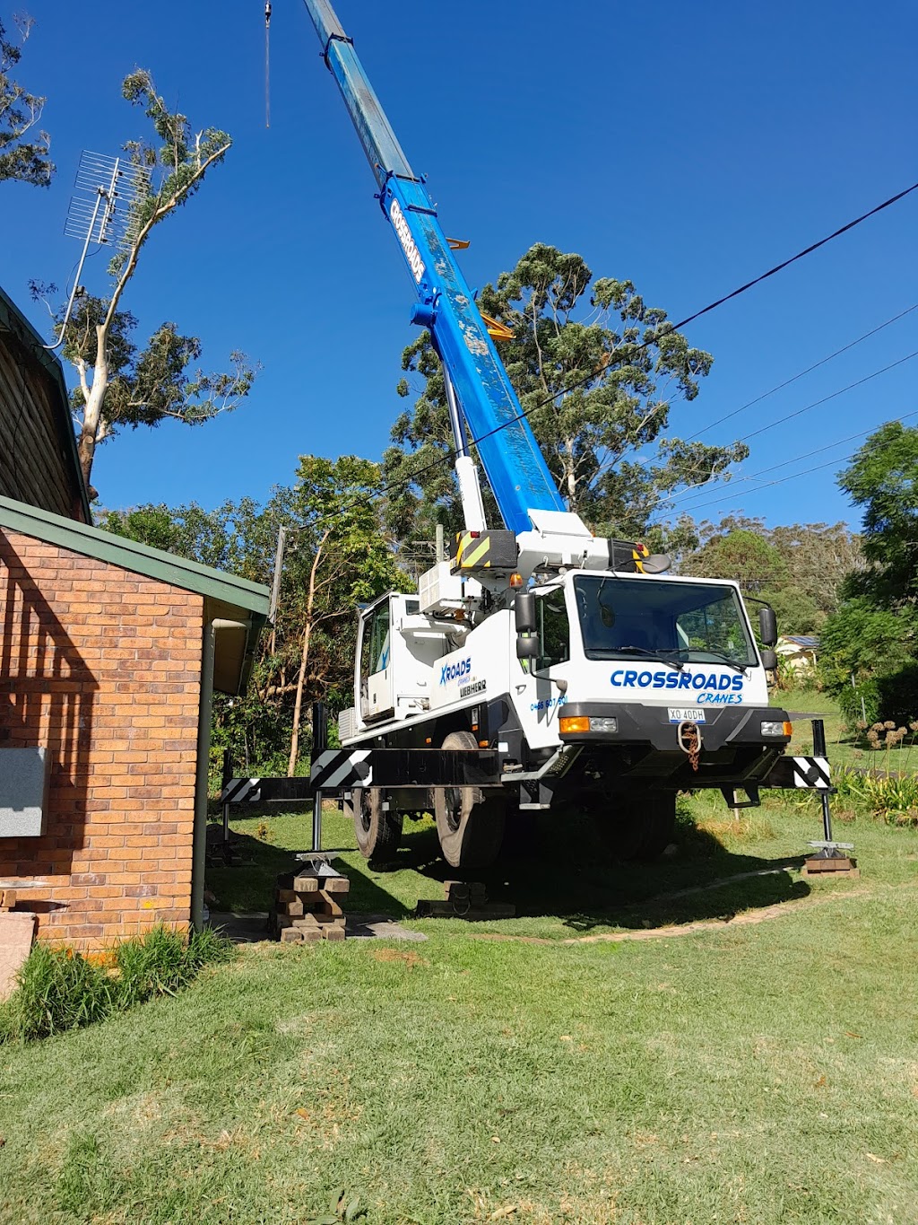 Crossroad Crane Hire p/l | 1109 Peats Ridge Rd, Peats Ridge NSW 2250, Australia | Phone: 0456 607 501
