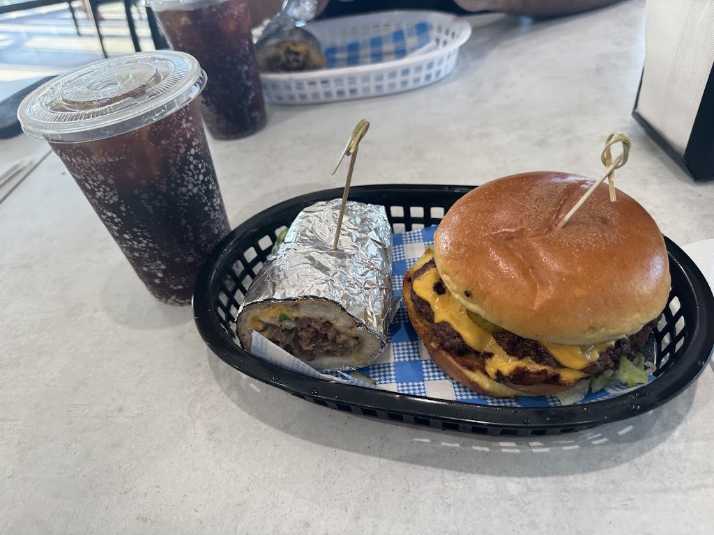 Burgerville The Entrance | 212 The Entrance Rd, Long Jetty NSW 2261, Australia | Phone: (02) 7240 6437