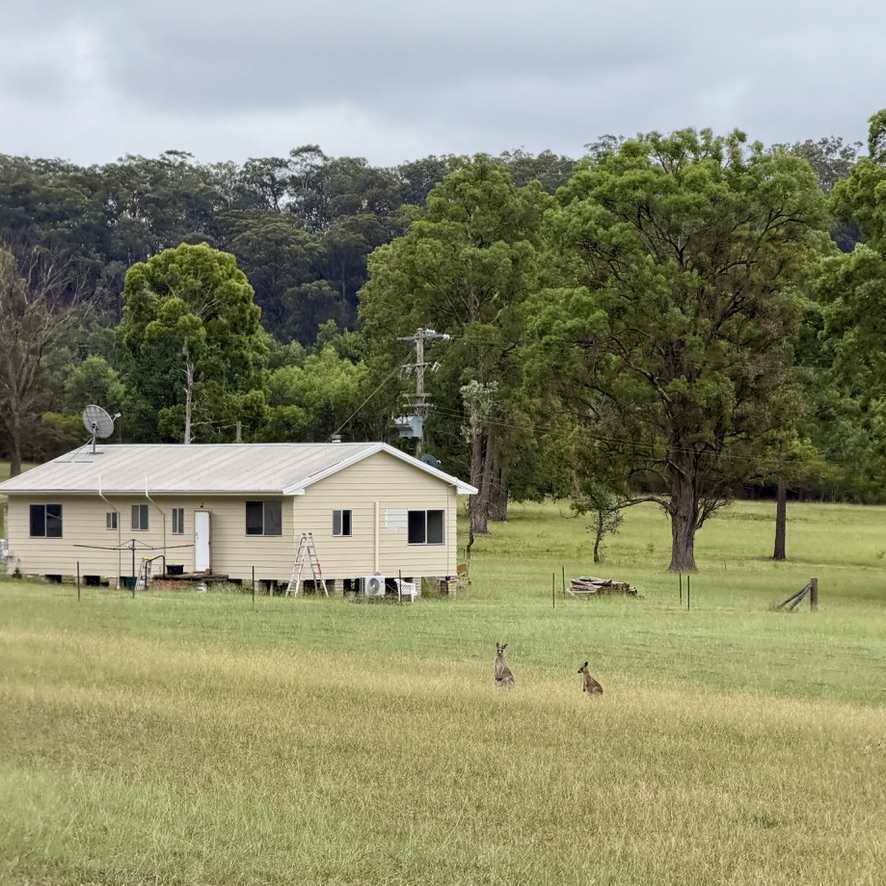 Putty Retreats - Magpie Nest and Dark Arm Valley | 257B Putty Valley Rd, Putty NSW 2330, Australia | Phone: 0488 559 936