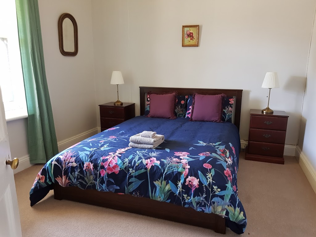 Burra Bed & Breakfast | 10 Paxton Terrace, Burra SA 5417, Australia | Phone: 0400 062 274