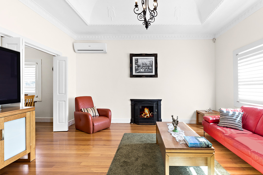 Porto Del Sol Holiday House | 15 Sackville St, Maroubra NSW 2035, Australia