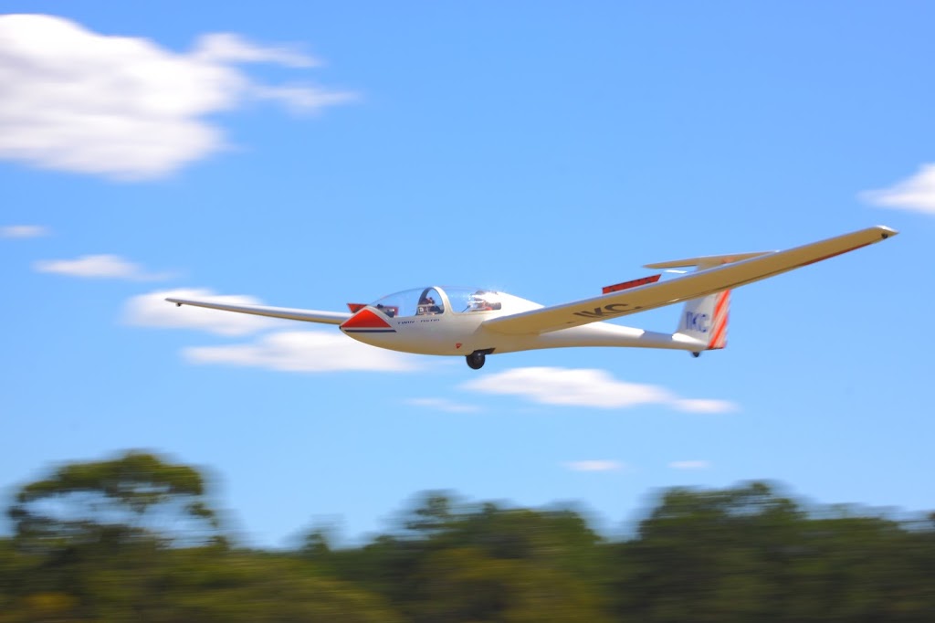 Bundaberg Gliding Club | airport | 2693 Childers Rd, Elliott QLD 4670, Australia | 0741579558 OR +61 7 4157 9558