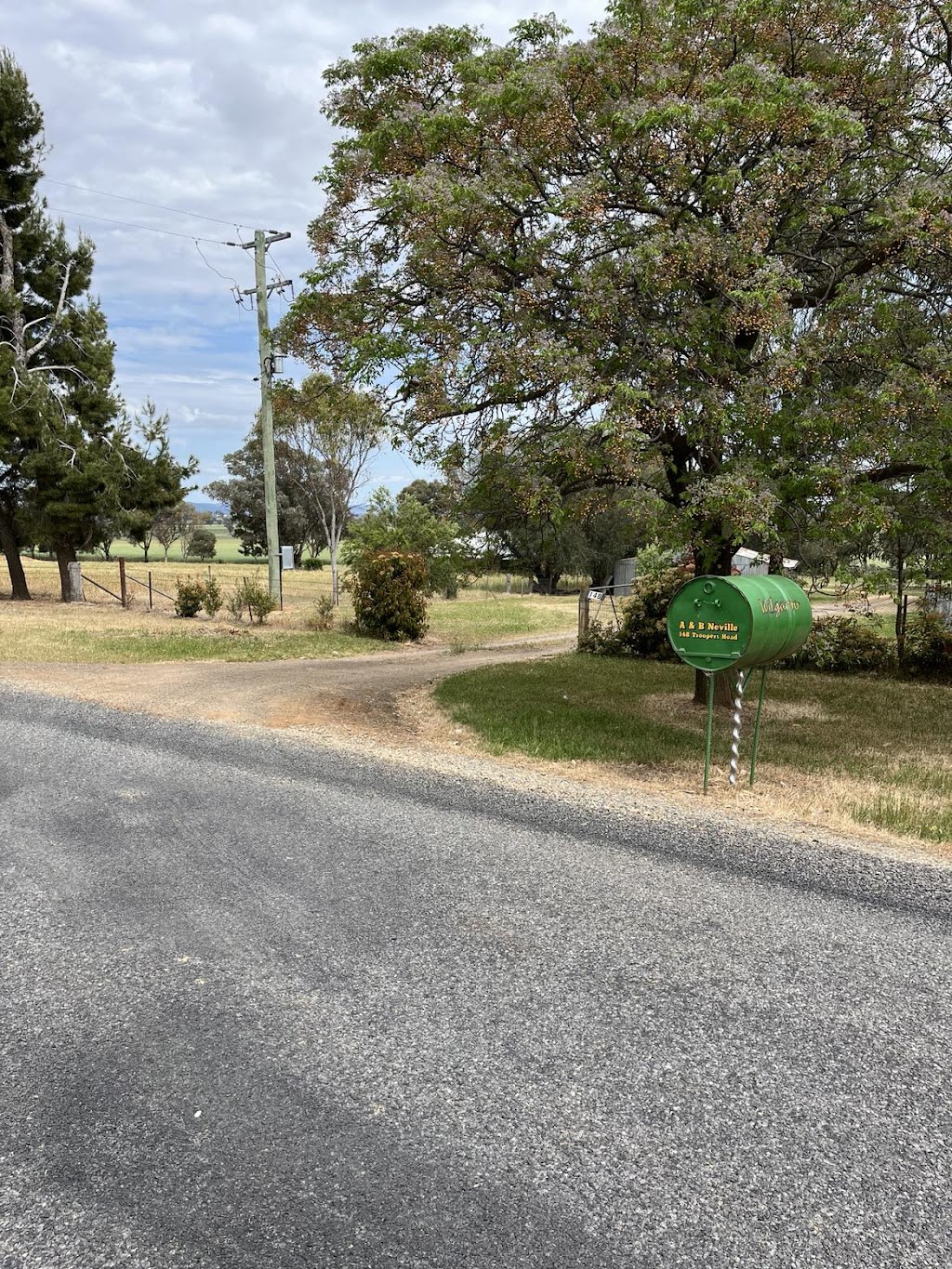 Wilgaroo Cottage | 148 Troopers Rd, Canowindra NSW 2804, Australia | Phone: 0427 441 138