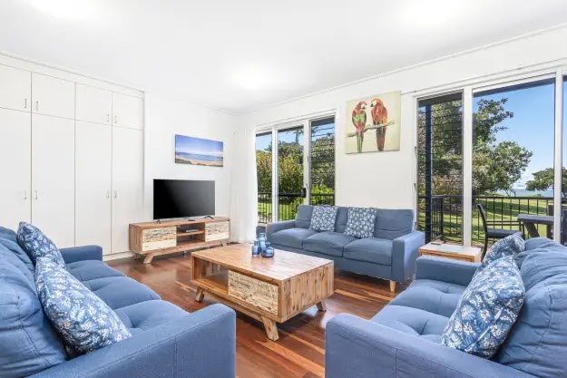 Copperfield House | The Haven, 37 Haven Rd, Emu Park QLD 4710, Australia | Phone: 0438 507 917