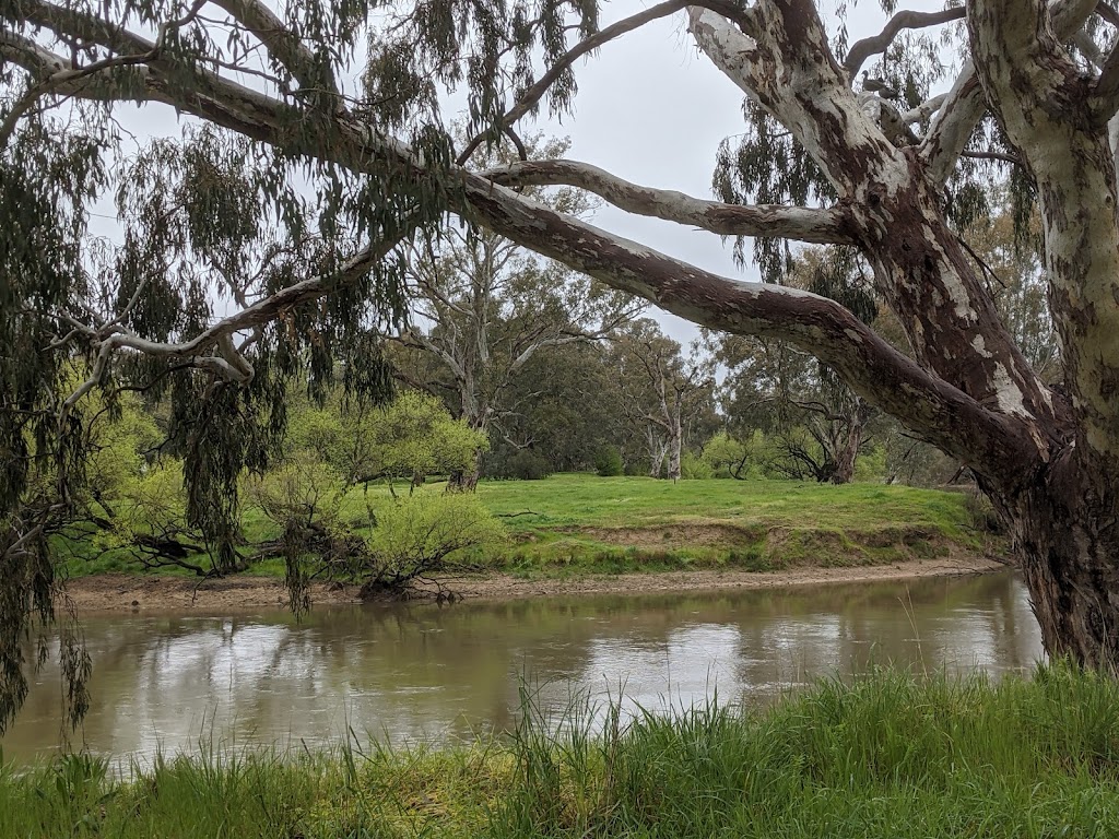 Barro Wodonga Quarries Lincoln Causeway |  | 3691/79 Lincoln Causeway, Gateway Island VIC 3691, Australia | 0260225160 OR +61 2 6022 5160