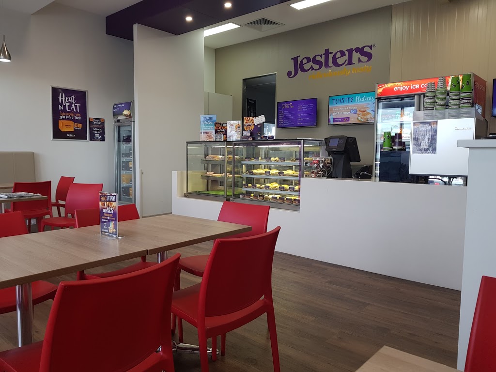 Jesters | bakery | Shop 2, Aveley Shopping Centre, Corner Egerton Dve and Millhouse Rd, Aveley WA 6069, Australia | 0863983218 OR +61 8 6398 3218