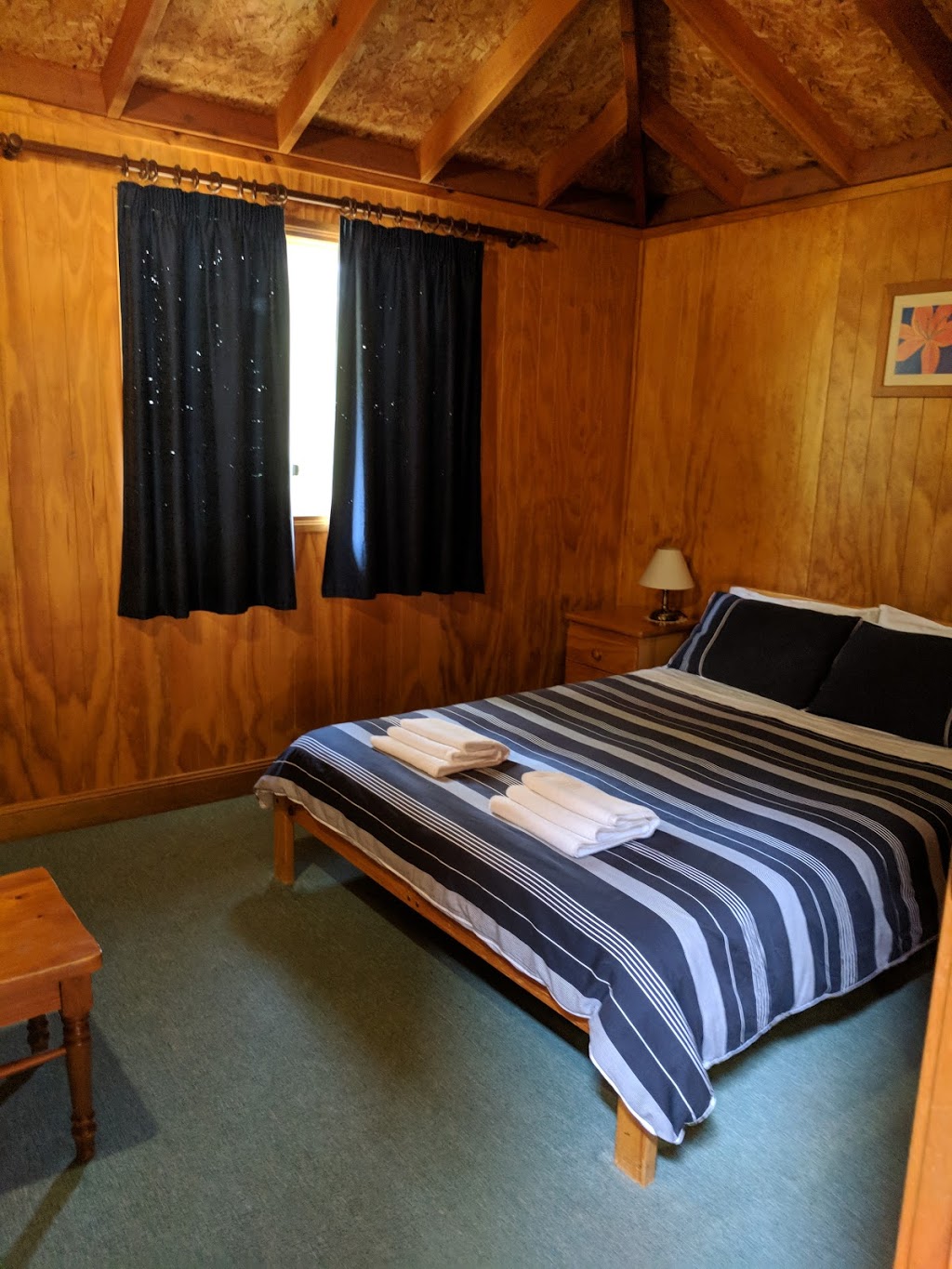 Canobolas Mountain Cabins | lodging | 42 Mount Canobolas Rd, Canobolas NSW 2800, Australia | 0409841632 OR +61 409 841 632