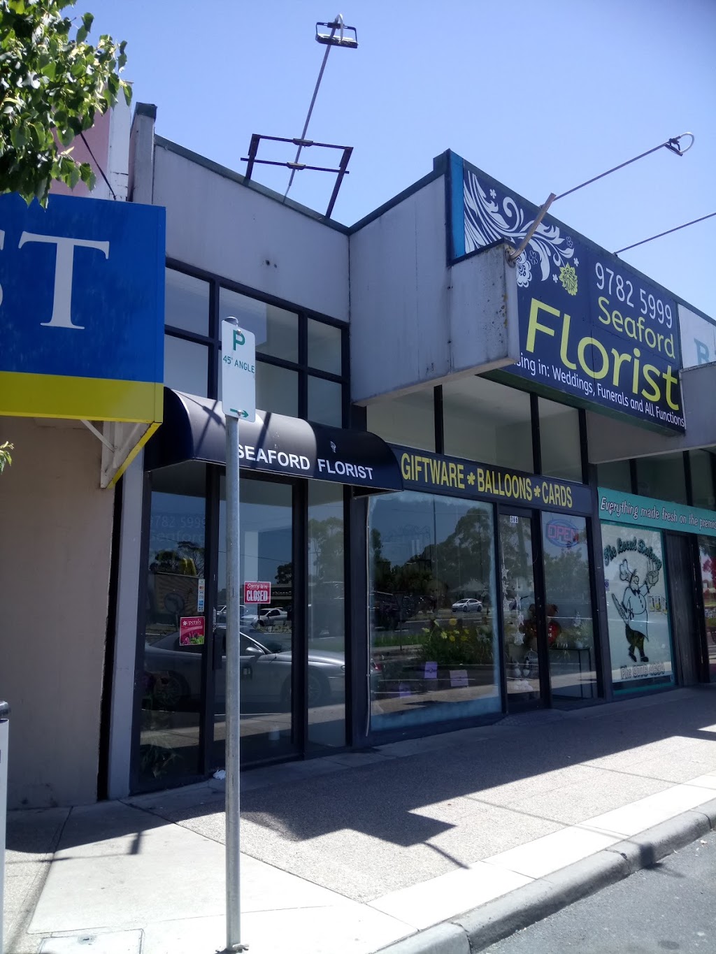 Seaford Florist | florist | Shop 1/366 Frankston - Dandenong Rd, Seaford VIC 3198, Australia | 0397825999 OR +61 3 9782 5999