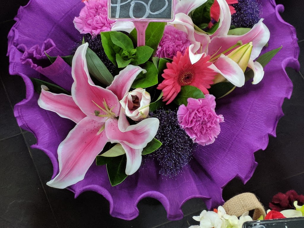 Marias Fresh Flowers | 21 Faraday Rd, Padstow NSW 2211, Australia | Phone: (02) 9773 9079