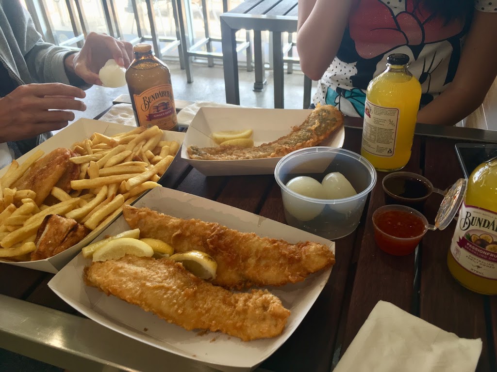 Mavi Fish & Chips | 211A Point Nepean Rd, Dromana VIC 3936, Australia | Phone: (03) 5981 0666