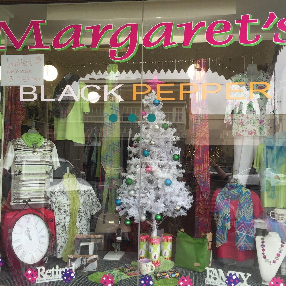 Margarets handbags and ladies wear | store | 65 Comur St, Yass NSW 2582, Australia | 0419160416 OR +61 419 160 416