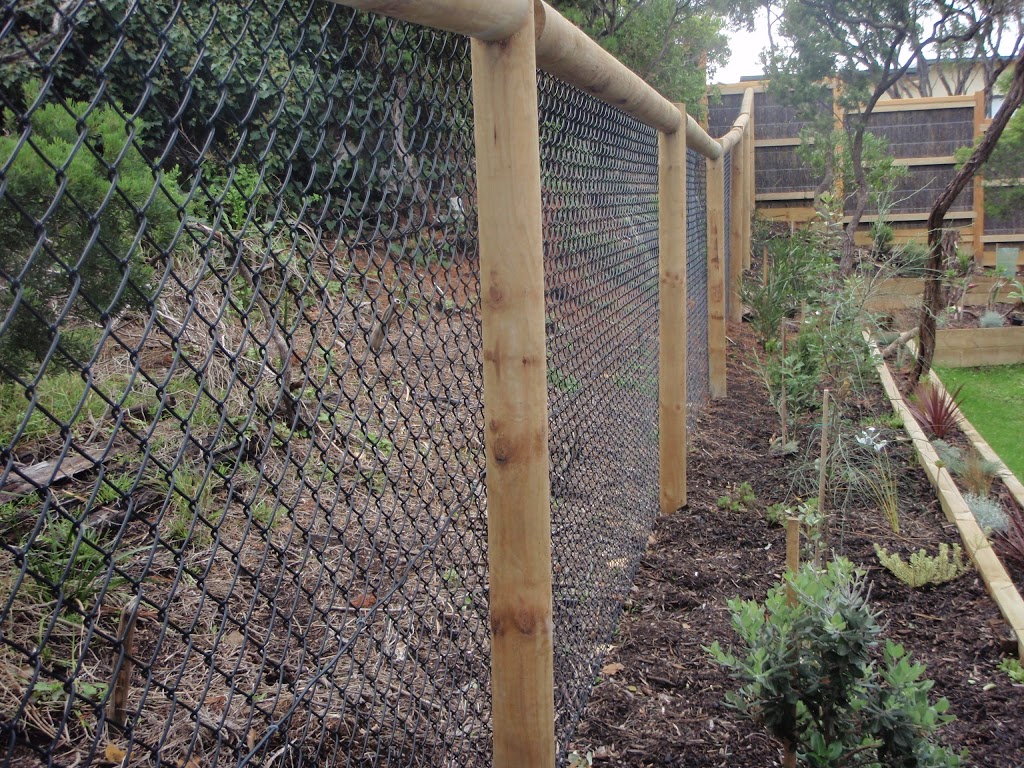 Highlight Fencing | 105 Brights Dr, Rye VIC 3941, Australia | Phone: 0407 223 766