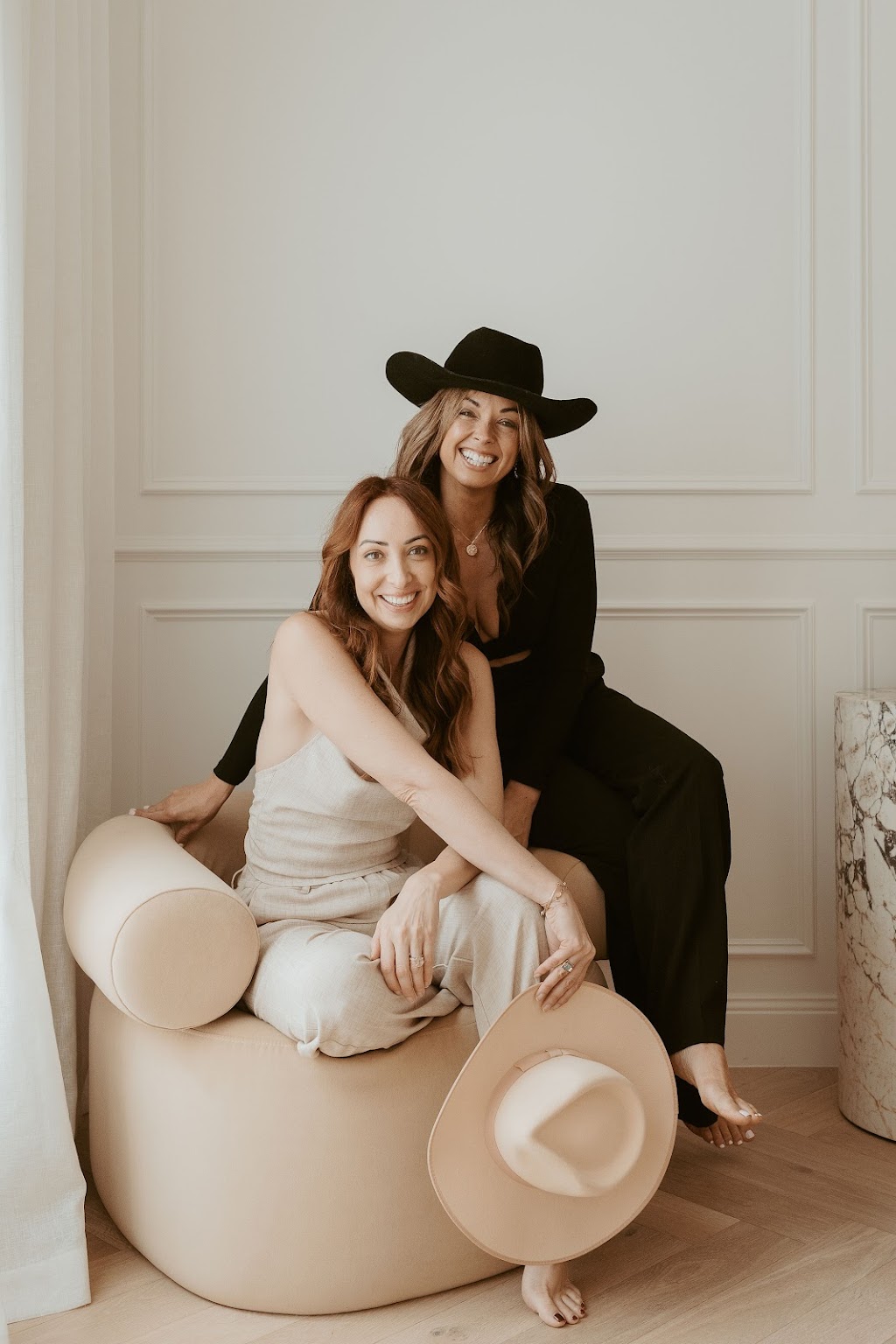 Wild West Sisters | 125 The Old Oaks Rd, Grasmere NSW 2570, Australia | Phone: 0438 609 904