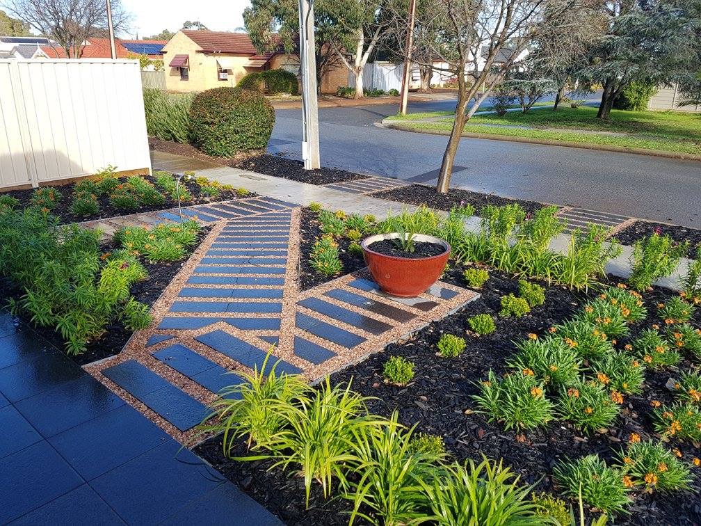 Hand Made Gardens Landscaping | 8 Mudge St, McLaren Vale SA 5171, Australia | Phone: 0413 115 680