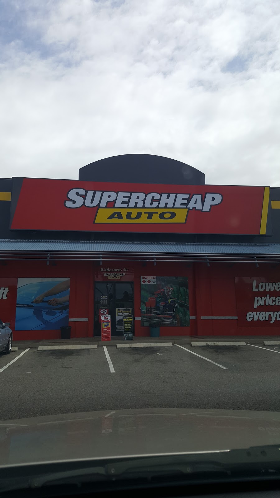 Supercheap Auto Thuringowa Dc | 45 Carthew St, Thuringowa Central QLD 4817, Australia | Phone: (07) 4773 9000