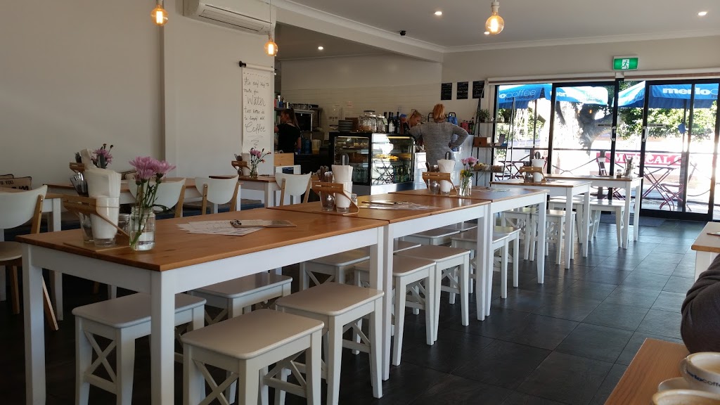 Thirty Seven Cafe | cafe | 37 Brisbane Rd, Bundamba QLD 4304, Australia | 0734961341 OR +61 7 3496 1341
