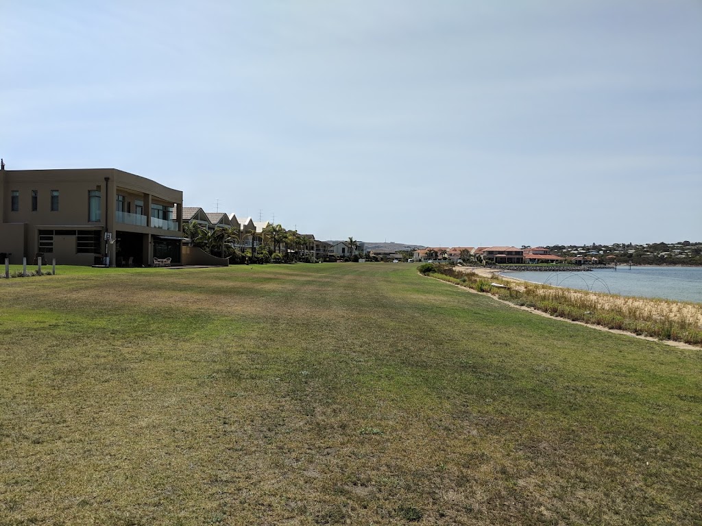 Mermaid Holiday Home | lodging | 17 S Point Dr, Port Lincoln SA 5606, Australia | 0886821805 OR +61 8 8682 1805