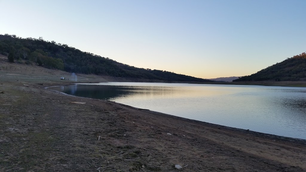 Lake Burrendong State Park | Fashions Mount Rd, Mumbil NSW 2820, Australia | Phone: (02) 6846 7435