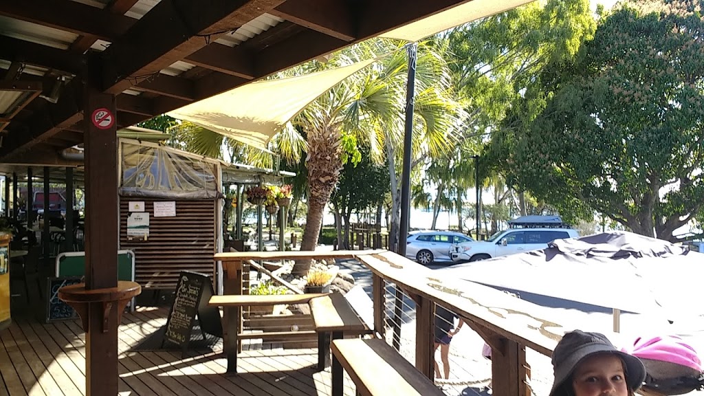 1770 Beach Hotel | restaurant | 576 Captain Cook Dr, Seventeen QLD 4677, Australia | 0749747446 OR +61 7 4974 7446