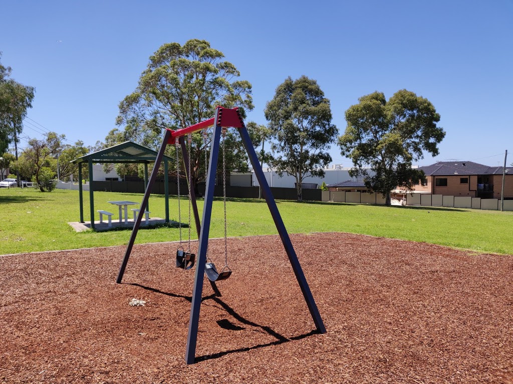 Tweedie Park | park | 9 Lawford St, Greenacre NSW 2190, Australia | 0297079000 OR +61 2 9707 9000