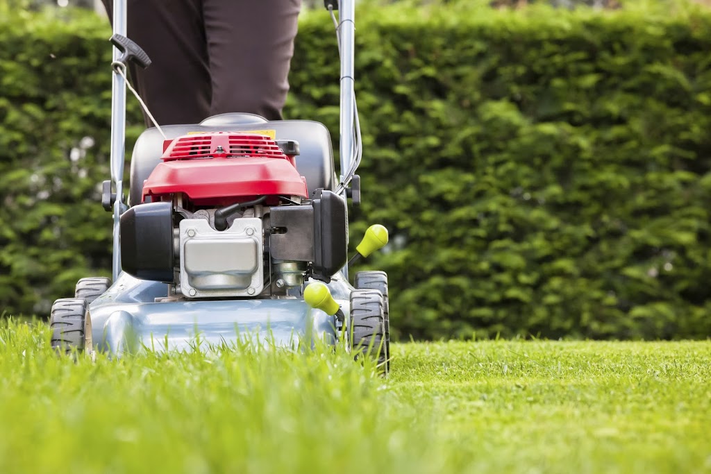 Advanced Mowing | 150 Scobie Cres, Bellambi NSW 2518, Australia | Phone: 0458 366 944