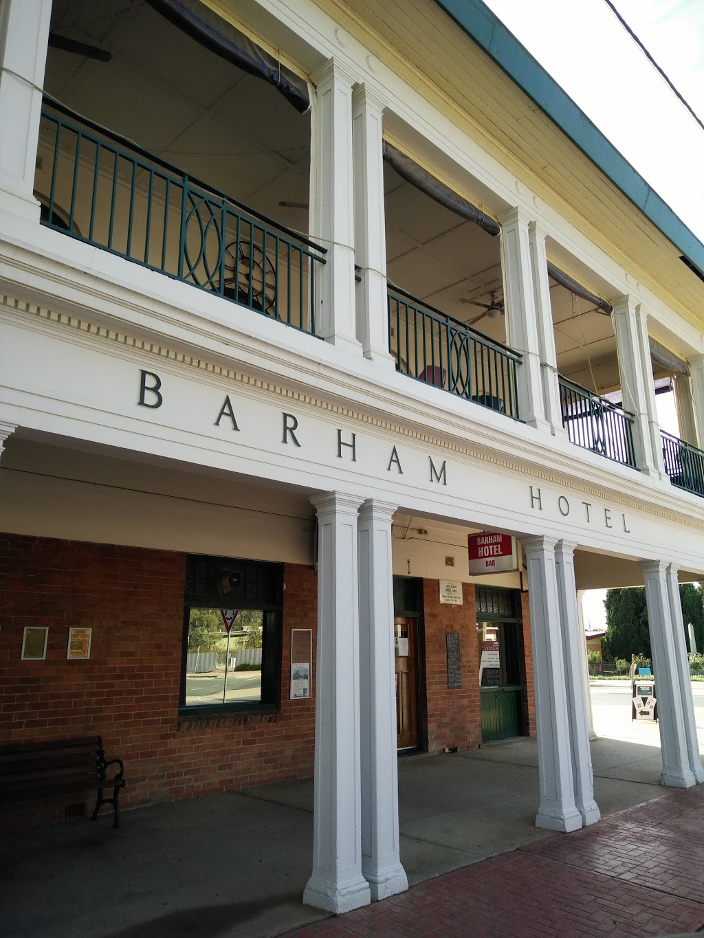 Barham Hotel | lodging | 34 Murray St, Barham NSW 2732, Australia | 0354532004 OR +61 3 5453 2004