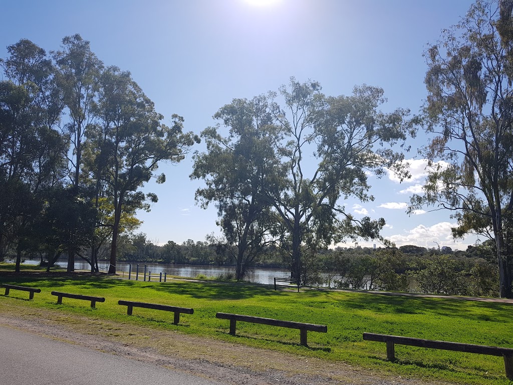 Graceville Riverside Parklands | park | 90 Nadine St, Graceville QLD 4075, Australia | 0734038888 OR +61 7 3403 8888