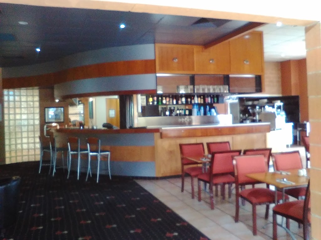 Windmill Motel and Reception Centre | 5 Highway Plaza, Mackay QLD 4740, Australia | Phone: (07) 4944 3344