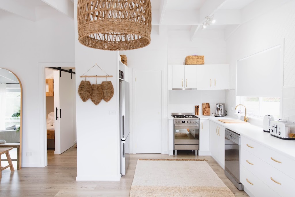 Lake Metung | 48 Beach Rd, Metung VIC 3904, Australia | Phone: 0423 462 888