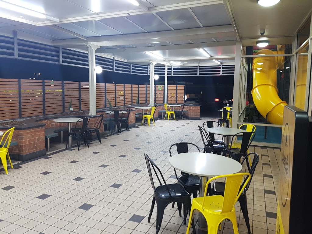 McDonalds Wagga Kooringal | cafe | 92-94 Fay Ave, Kooringal NSW 2650, Australia | 0269224344 OR +61 2 6922 4344