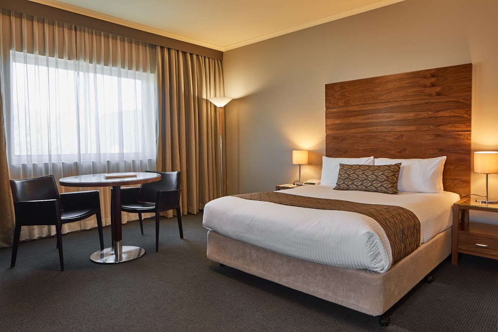 Quality Hotel Dickson | Badham St &, Cape St, Canberra ACT 2602, Australia | Phone: (02) 6247 4744