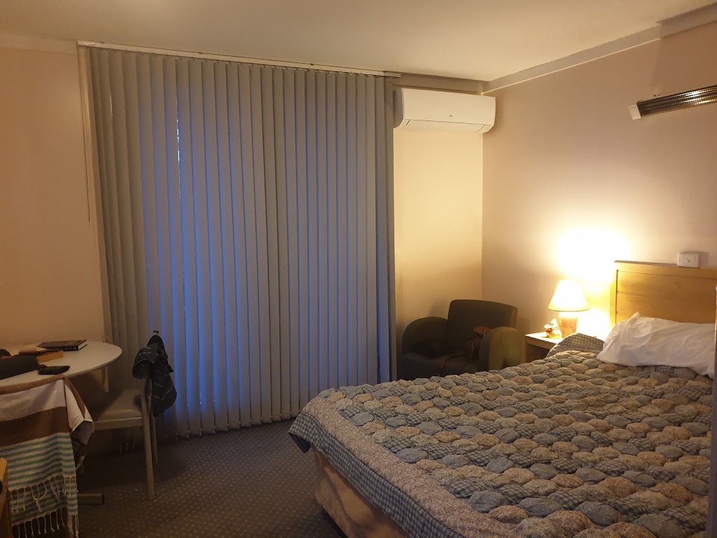 Farnboro Motel | lodging | 206 Princes Hwy, Narooma NSW 2546, Australia | 0244764611 OR +61 2 4476 4611