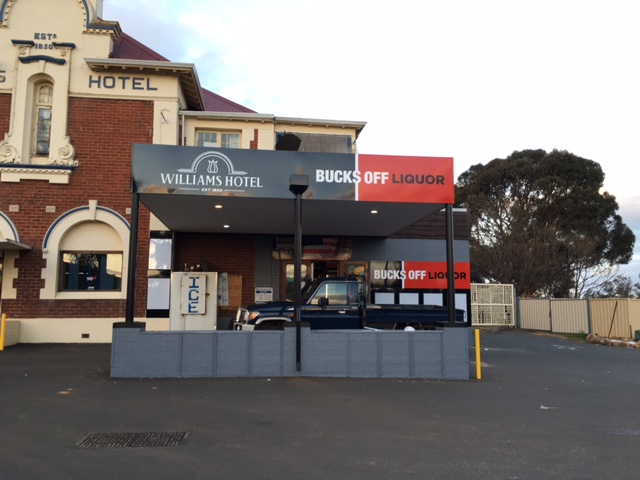 Williams Hotel | store | 26 Albany Hwy, Williams WA 6391, Australia | 0898851016 OR +61 8 9885 1016