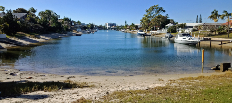 Gold Coast Fishing Spots - Sunshine Boulevard Reserve | park | 186 Sunshine Blvd, Mermaid Waters QLD 4218, Australia