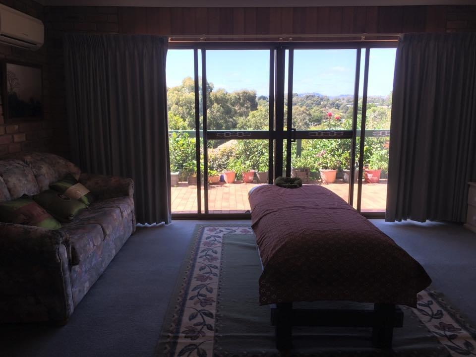 Sriwan Holistic & Integrative Therapeutic Massage | 77 Walker Dr, Drouin VIC 3818, Australia | Phone: 0439 404 185