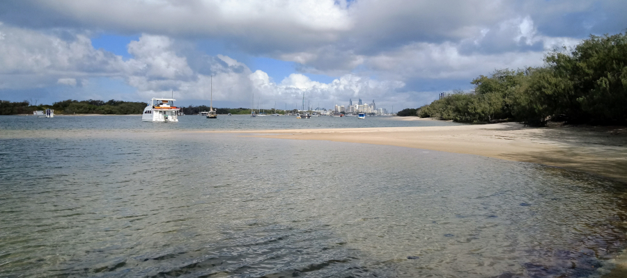 Gold Coast Fishing Spots - Moondarewa Bay Main Beach | park | Moondarewa Bay, Main Beach QLD 4217, Australia
