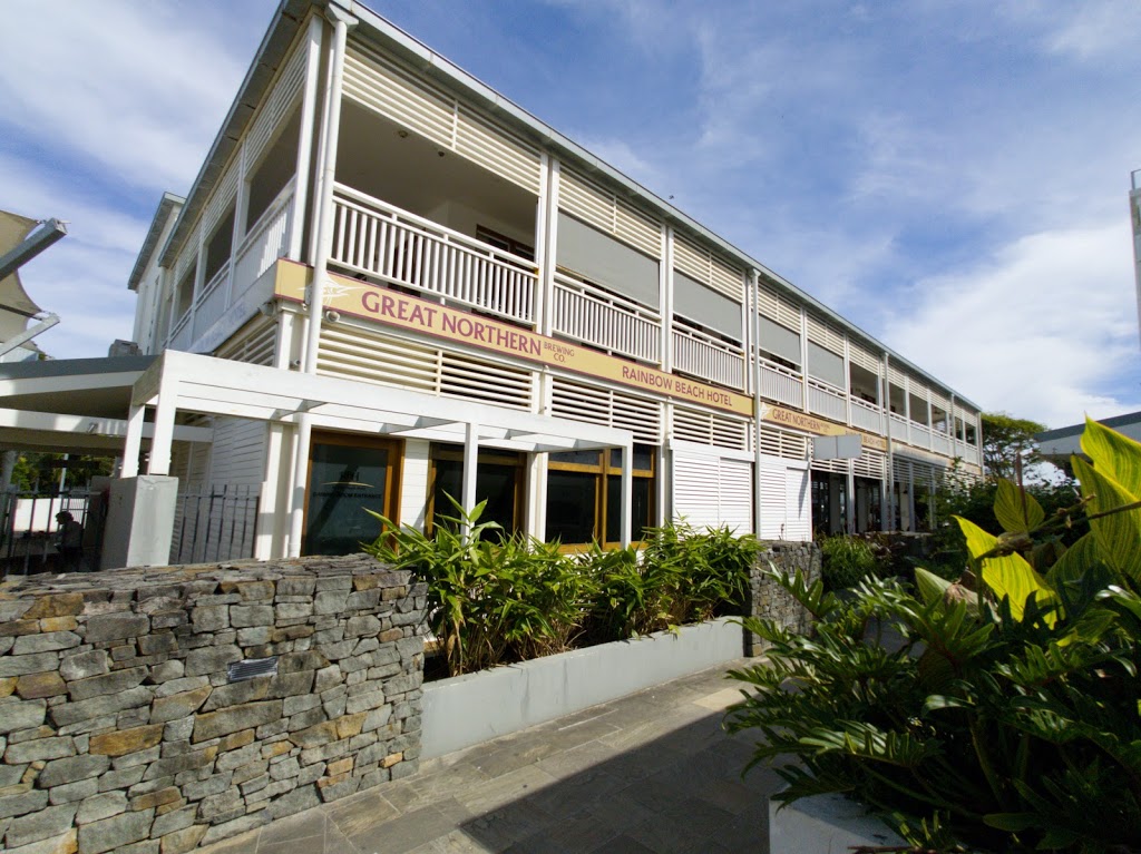 Rainbow Beach Hotel | bar | 1 Rainbow Beach Rd, Rainbow Beach QLD 4581, Australia | 0754863008 OR +61 7 5486 3008
