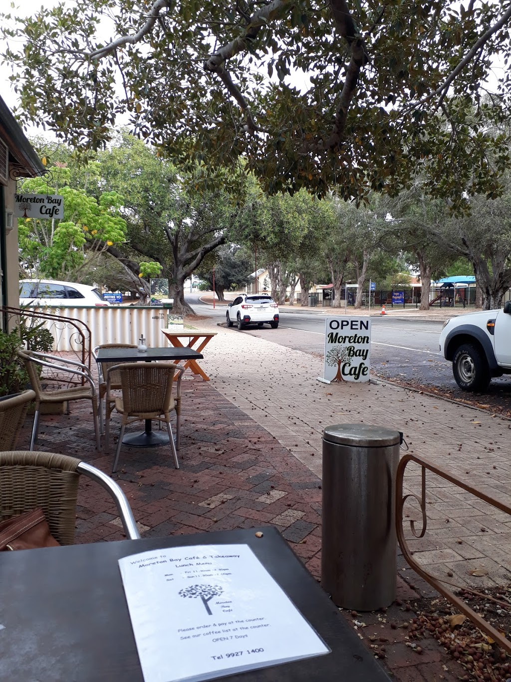 Moreton Bay Cafe | cafe | 10 Moreton Terrace, Dongara WA 6525, Australia