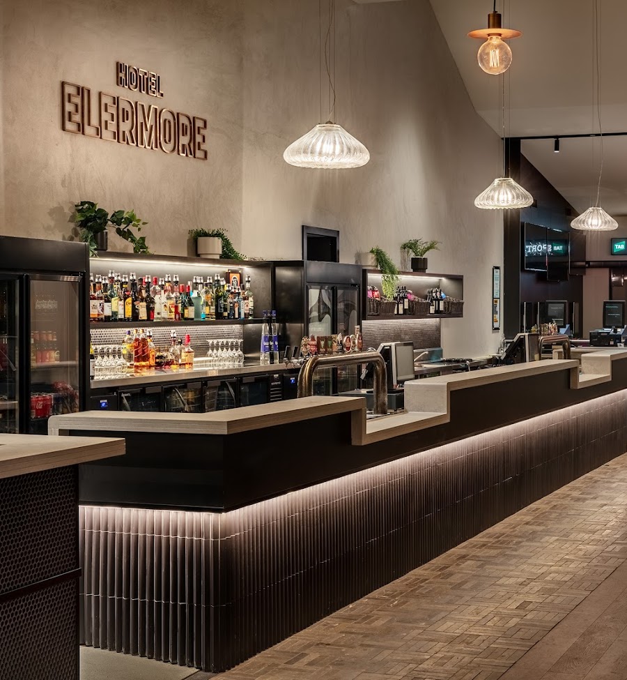 TAB | The Shaft Tavern, Elermore Vale Shopping Centre, 145 Croudace Rd, Elermore Vale NSW 2287, Australia | Phone: 13 18 02