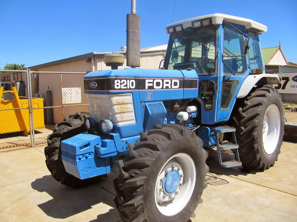 Wrights Tractor Sales, Service & Wrecking | store | 60 Chalk Hill Rd, McLaren Vale SA 5171, Australia | 0883238795 OR +61 8 8323 8795